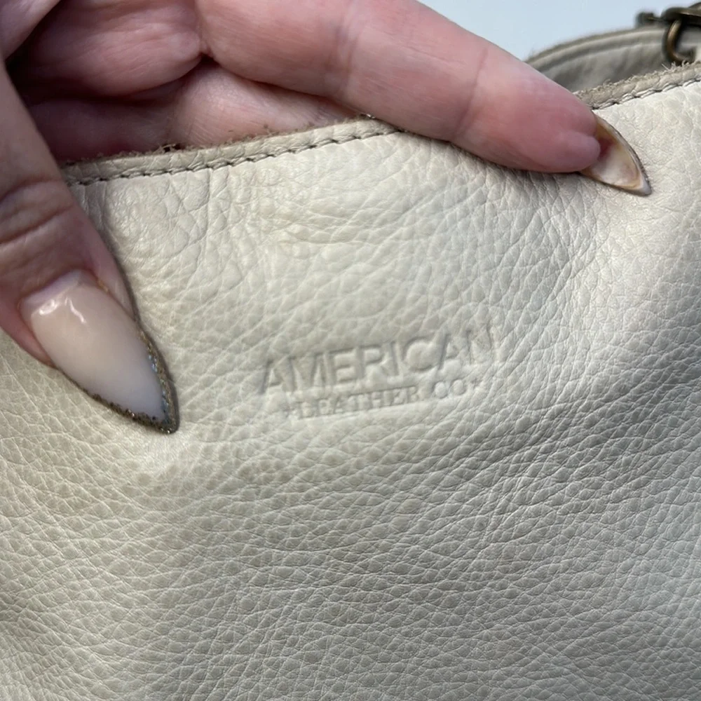 American leather co Austin Triple Entry Hobo in oat milk